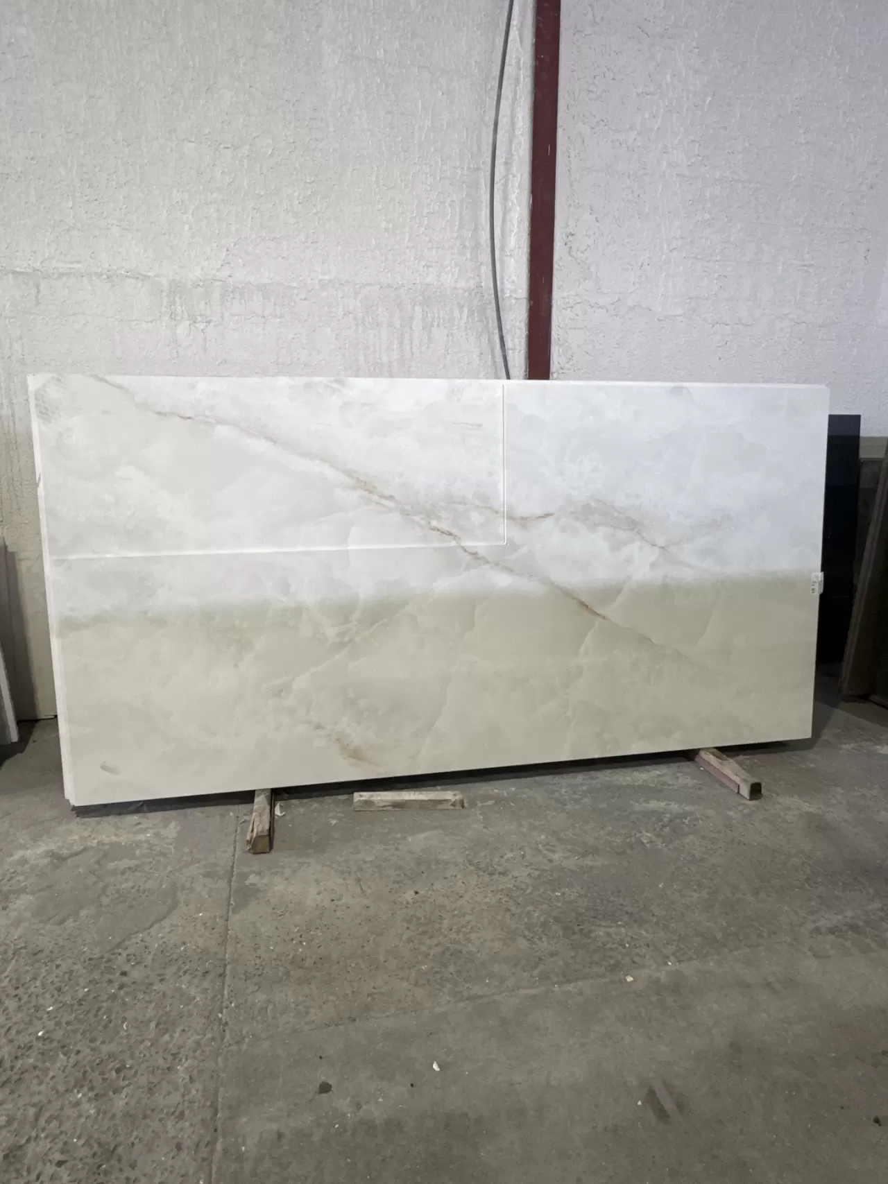 Piedra Sintetizada - Onice Lux White B
